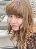 シフォンベージュ