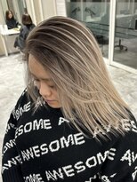 ウル 岡山駅店(ULu.)&nbsp;欧風バレイヤージュ×レイヤーカットデザインカラーハイトーン