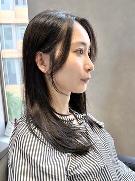 テュケー(TYCHE) 小顔レイヤーカット/暗めカラー/髪質改善/縮毛矯正/銀座