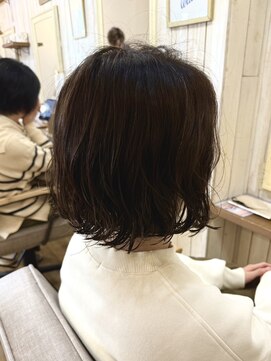 エニー(ENi) 黒髪カタログ/クラゲヘアー/オリーブグレー/辻堂/40代50代