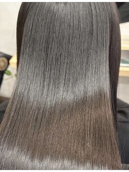 あなたの髪質に合わせた最適なケアをご提案！乾燥が気になる髪も潤い溢れる艶髪に☆