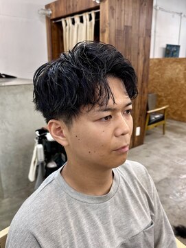 ファルベ(Farbe) フェザー/サーフカール/センターパート/波巻きツイスパ