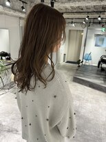 レヴリー(reverie) レイヤーカットハッシュカットブリーチなしカラー20代艶髪