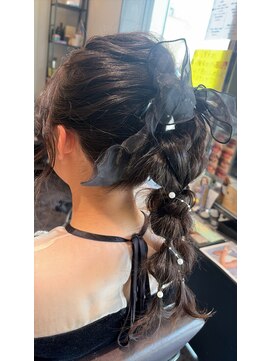 エーメイド(A made) ヘアアレンジ×編みおろし×ツイン×結婚式