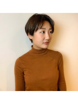 ツイギー 宮西店(TWiGGY) センターパートのハンサムショート