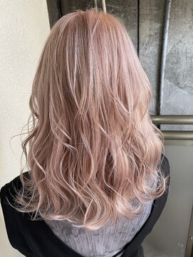 メモリーズ(Memories) 【Memories】外人風ホワイトピンク