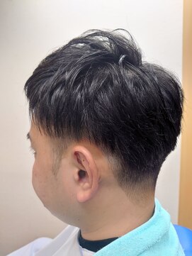 ヘアーカットデザインサロン スマッシュ 田町店(Hair cut design salon Smash) 前髪アシメ ツーブロック ショート ビジネスマン 学生、黒髪