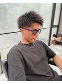 短髪アップバング刈り上げツーブロック