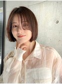 前髪なしボブ　内巻き　ベージュカラー　イメチェン　ミニボブ