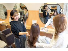 友達と来店することは出来る？【横浜/横浜駅/ダブルカラー/ケアブリーチ/髪質改善/イルミナ/TOKIO/韓国】