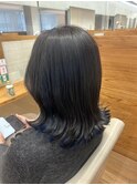 外ハネボブ×ブルーインナーカラー