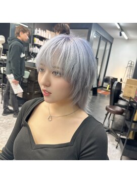 アローズ 久留米店(arose) 色落ちホワイト、シルバーカラー