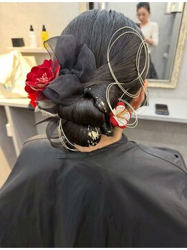 カロン トウキョウ 中野北口店(Kalon Tokyo) 卒業式　アレンジ お団子　ヘアセット