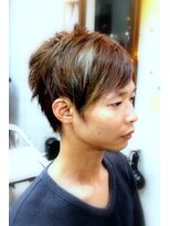 トータルビューティーステラ(TOTAL BEAUTY STELLA)&nbsp;お洒落な２ブロックショート