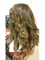 ヘアメイク アンク&nbsp;まきおろしアレンジ