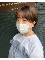 ヘアアンドビューティー クローバー(Hair&Beauty Clover)&nbsp;耳かけショート/ことりベージュ/ニュアンスカラー