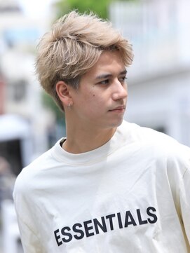 アカ(ACA) マッシュショートハイトーンカラーブリーチカラー札幌大通