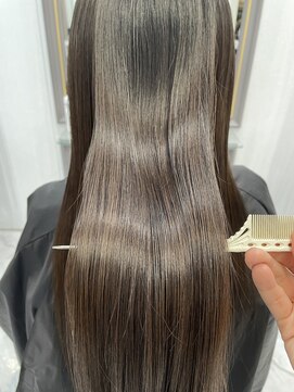 エスカーラ 表参道(THE ESCALA) @aidaman321/ゆるふわロング/センターパート/スイートAライン