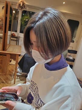 アンテシニヨン(Un the Shiniyon) 透明感アップダブルカラー