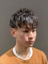 ビーダンディー(Bee dandy)&nbsp;ビジネスツーブロックショート ナチュラルパーマ スペインカール