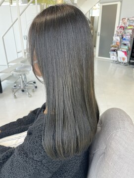 ヘアーアンドリラックス アミエ(hair&relax amie) オリーブ