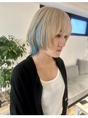 水色カラーインナーカラーケアブリーチウルフカット