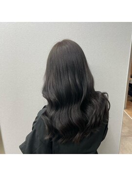 レヴェリー(REVERIE) #コリアンブラック#艶髪#ロング
