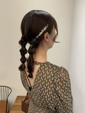 リリアーナ(LILIANA) ヘアセット お呼ばれヘア ツインアレンジ ガーリーヘア 池袋