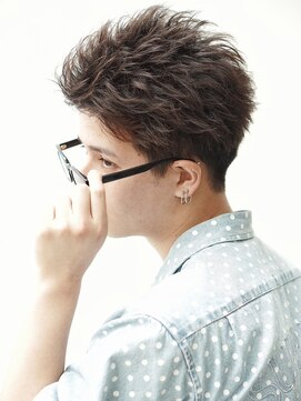 アルファ 新宿(alpha) フェザーパーマ/刈り上げセンターパート/サーフカール[新宿]