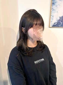 マリン(Marine) 20代30代ミディアム顔周りくびれヘアレイヤーカット