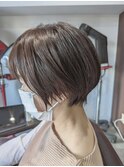 襟足スッキリショートボブ