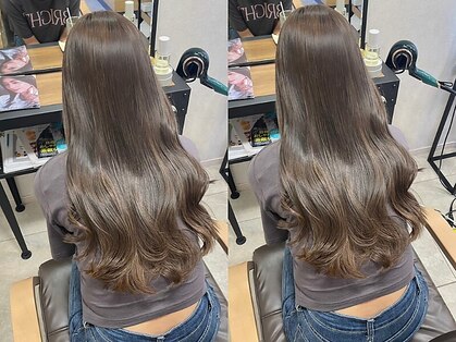 イーズヒュウ(ease HUE.)の写真