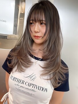サイン 表参道(SIGN) 韓国ヘアーハッシュカットレイヤーカットグレージュブリーチ無し