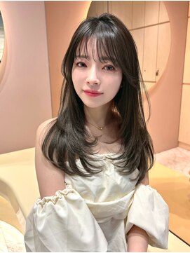 グロー 大宮(GLROW) 人気ミディアムレイヤー 大宮 顔周りレイヤー くびれヘア