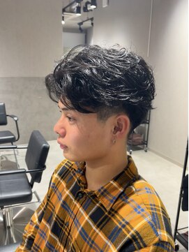 テクト バイアッシュ 吉祥寺店(Tect by Ash) 強めニュアンスパーマ刈り上げフェード