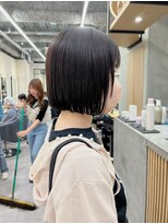 ロンドプロフィール 浦和(Lond profil) イメチェン ボブ 外ハネボブ 美髪 ホワイトブロンド 韓国