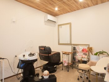 フィールド(FIELD)の写真/自然豊かな山の中にひっそりと佇む、完全予約制のプライベートヘアサロン「FIELD（フィールド）」。