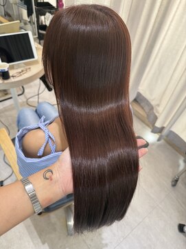 ジーナ 福岡天神(Zina) ミディアムヘア/暗めカラー/デザインカラー/髪質改善