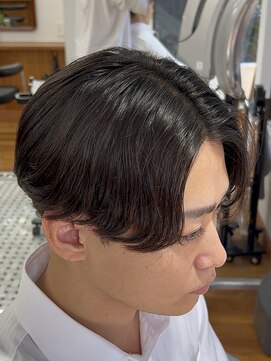ザデイトウキョウ 表参道 青山(THE DAY TOKYO) MEN'S HAIR/刈り上げセンターパート/ニュアンスパーマ/表参道駅