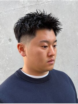 グラッシー(GLASSY) テーパーフェード/ツイストピンパーマ/スパイキーショート☆