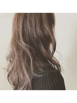 ヘアワークスルシア(HAIR WORKS LUCIA) セミロング