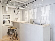 1つのフロアで2つの空間を―。《落ち着きのとれたオーセンティックな東海岸風空間》[渋谷/渋谷駅]