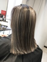 オリ(‘Oli)&nbsp;ハイライト＿プラチナベージュ