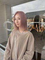 ナンバー(number+)&nbsp;20代30代ソフトウルフ肩ラインダブルカラーピンクカラー