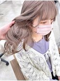 ラベンダーグレージュ