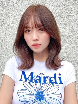 サロウィンフレンテ 新宿三丁目(SALOWIN Frente) 石塚／小顔くびれミディアム韓国レイヤーカット10代20代30代新宿