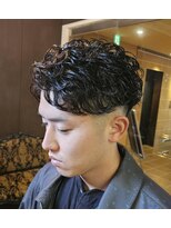 グロウ 天神店(growth) カーリーフェザーショート