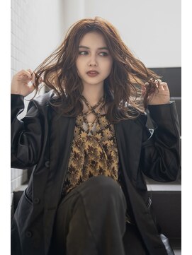 アフィナー(Afinar) エアリーセミロング【横浜/横浜駅】