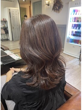 サンバイセライロ 千葉(SAN. by celilo) クビレミディアム【千葉駅】