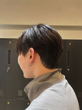 ホーム メンズサロン 下北沢(HOME men's salon) ストレートセンターパートスタイル